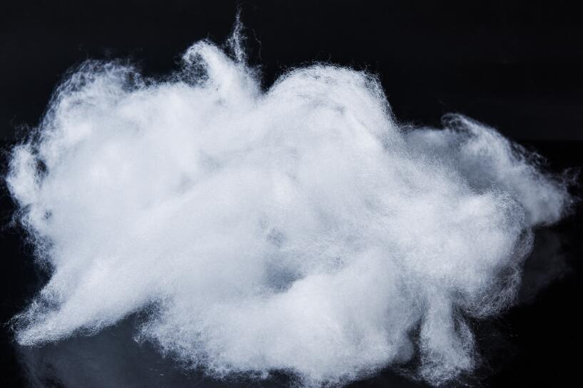 厂家直销柔滑细腻保暖佳羽绒棉超细纤维