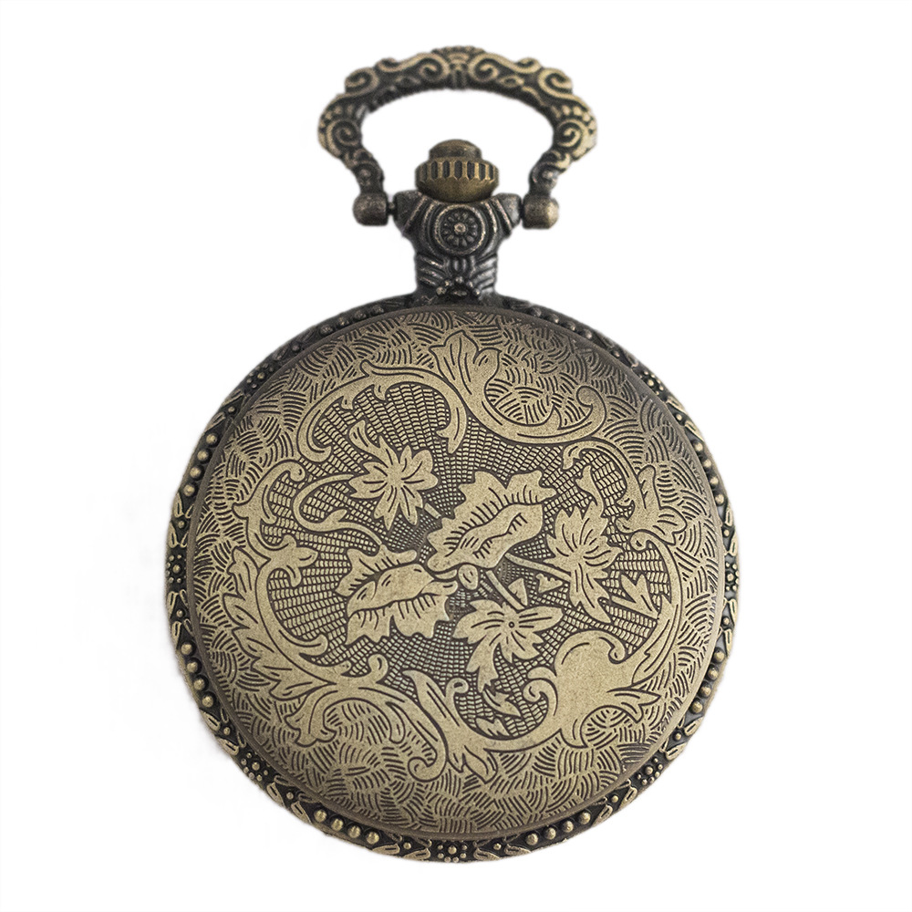 2021新品石英表 复古青铜创意设计镂空草原马数字面非机械怀表