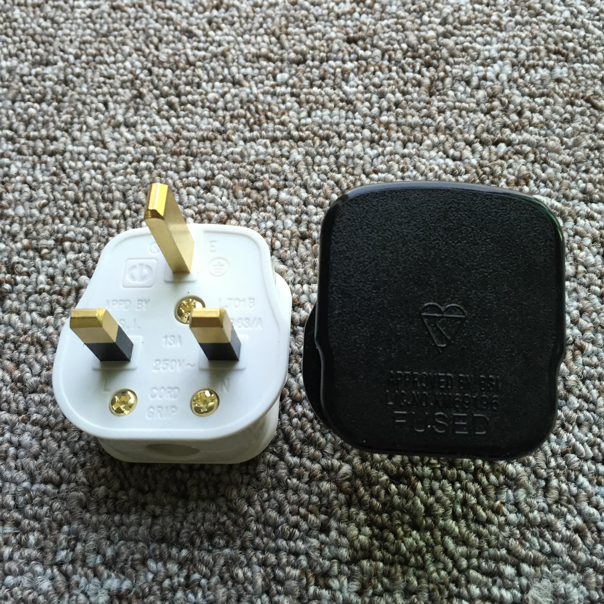 英式英标英规接线装配插头bs认证插头沙特香港新加坡马来西亚英国