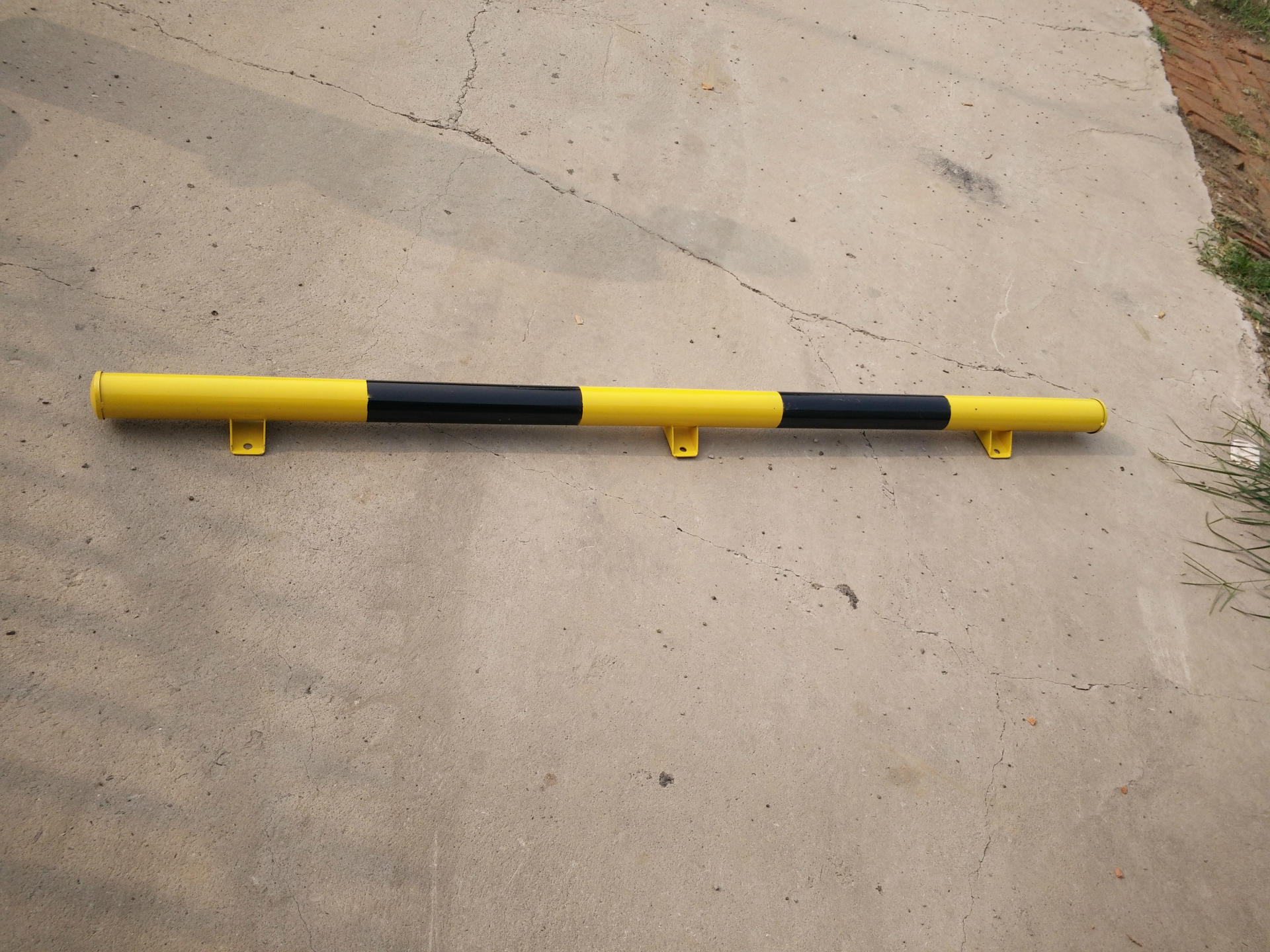 钢管车轮定位器u型挡车器车位定位器阻车器小区挡车杆