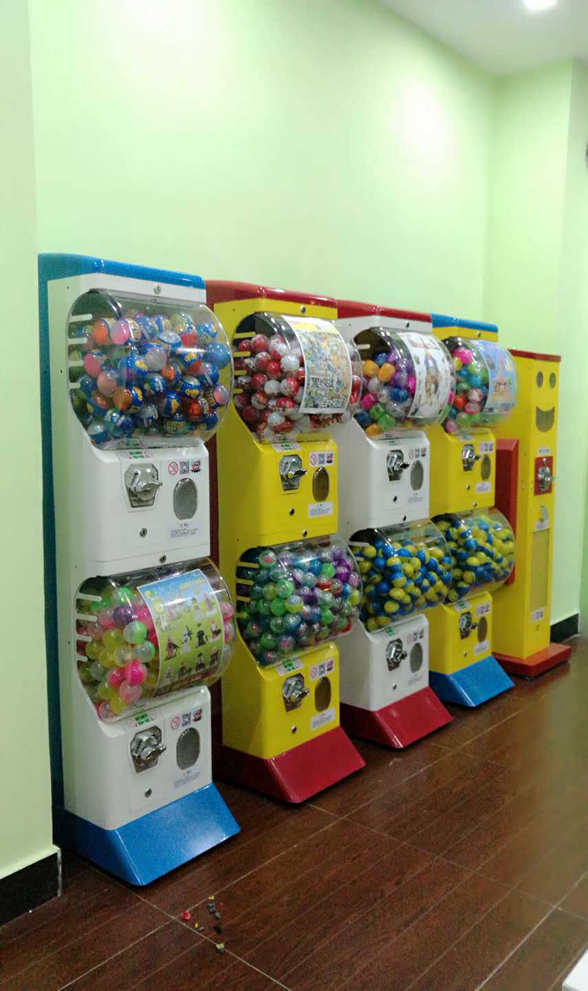 大容量金属箱体双层一体扭蛋机 小型自动售货机 综合自动售货机