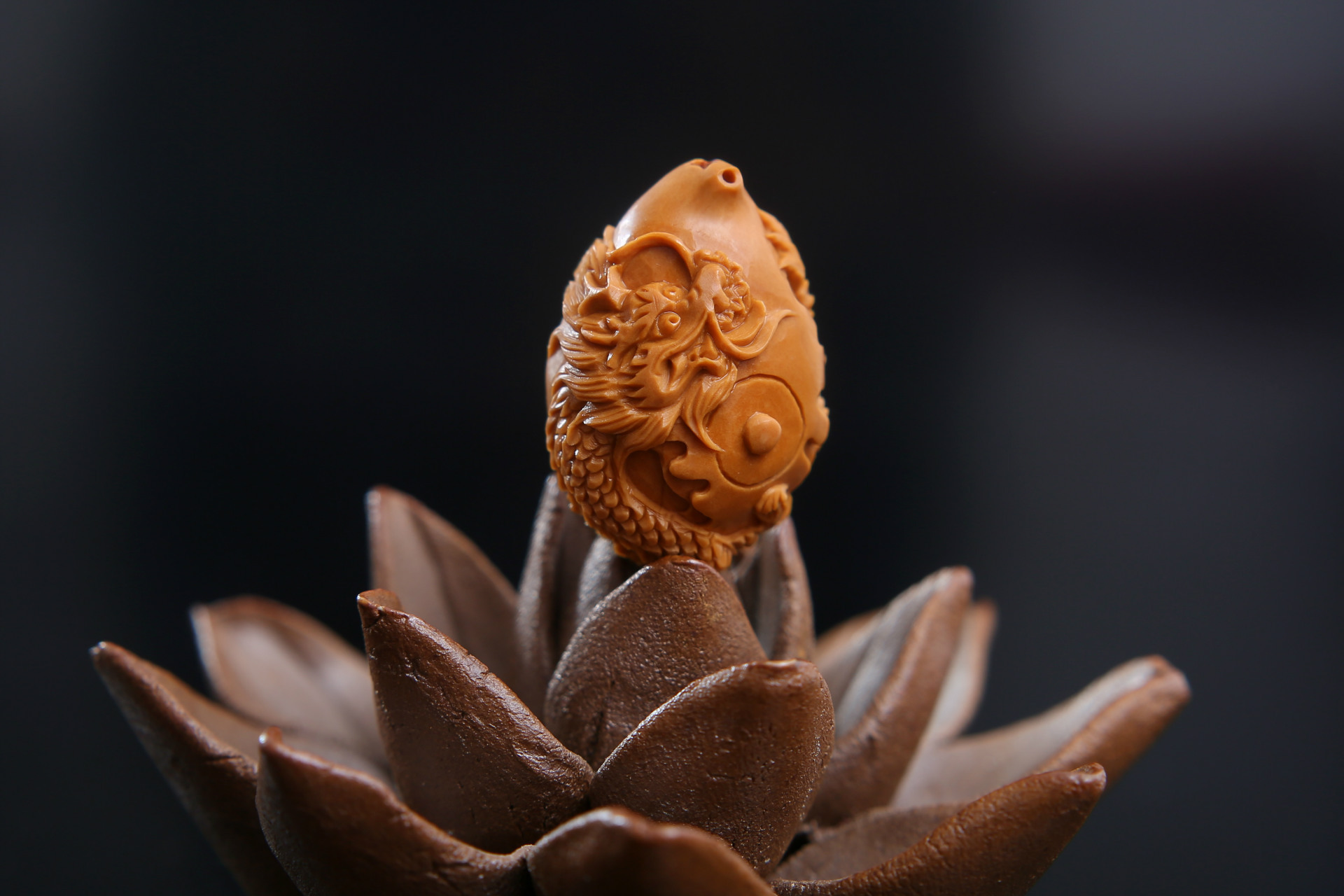 橄榄油核雕 橄榄胡核雕刻九龙壶单核 九龙壶手串批发 大核精品