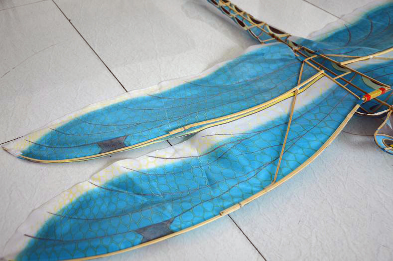 传统纯手工竹子骨架立体装饰风筝仿真丝材质彩绘精品立体蜻蜓风筝