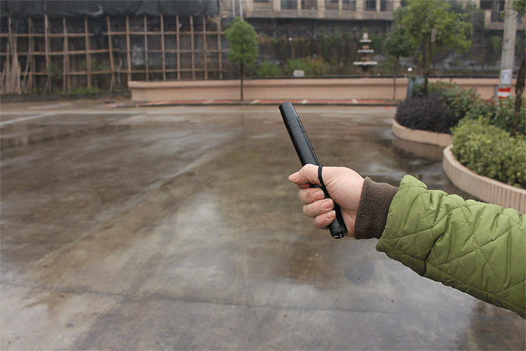 甩鞭伸缩棍钢三节伸缩防身棍式男女自卫防身武器车载安保巡逻钢棍