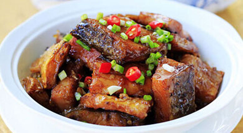 批发湖南特产 腊鱼腊草鱼 酒店餐厅特色菜品 零添加农家水产制品