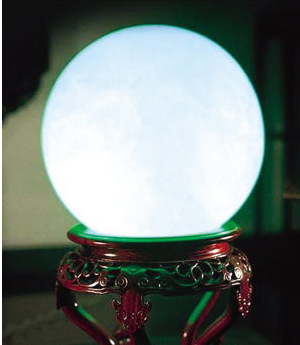 在我们工作中,首先我们要做一颗明珠,其次再是能不能放光,有能力自己