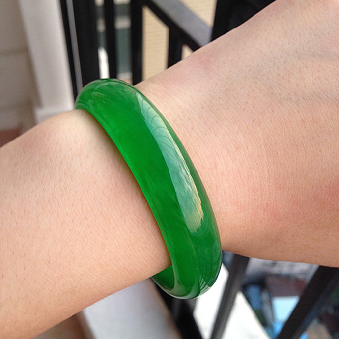 天然翡翠色手镯阳绿冰种满绿祖母绿玉石镯子女款玉镯批发