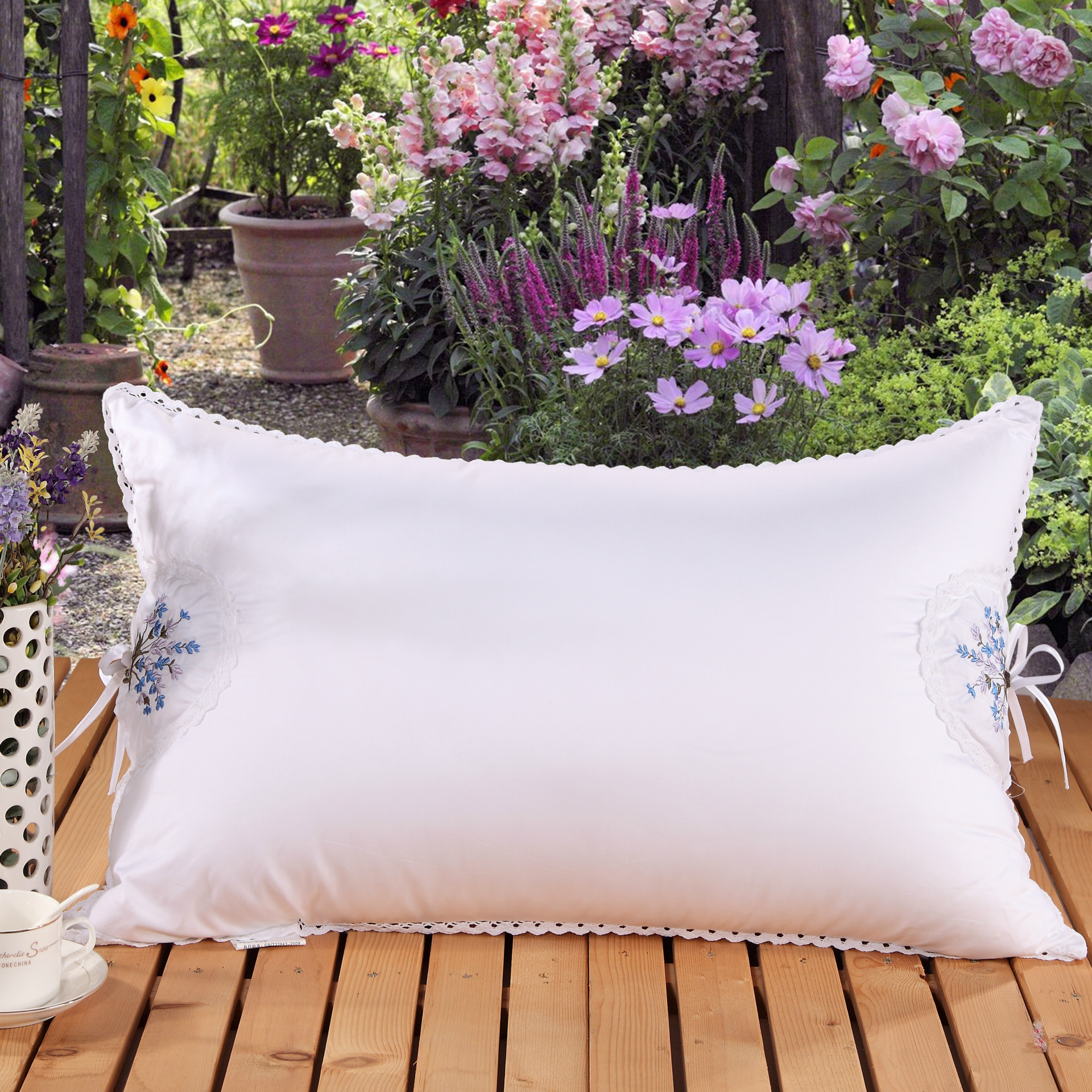 全棉薰衣草枕芯 羽丝绒枕头 宾馆专用枕头芯礼品批发一件代发