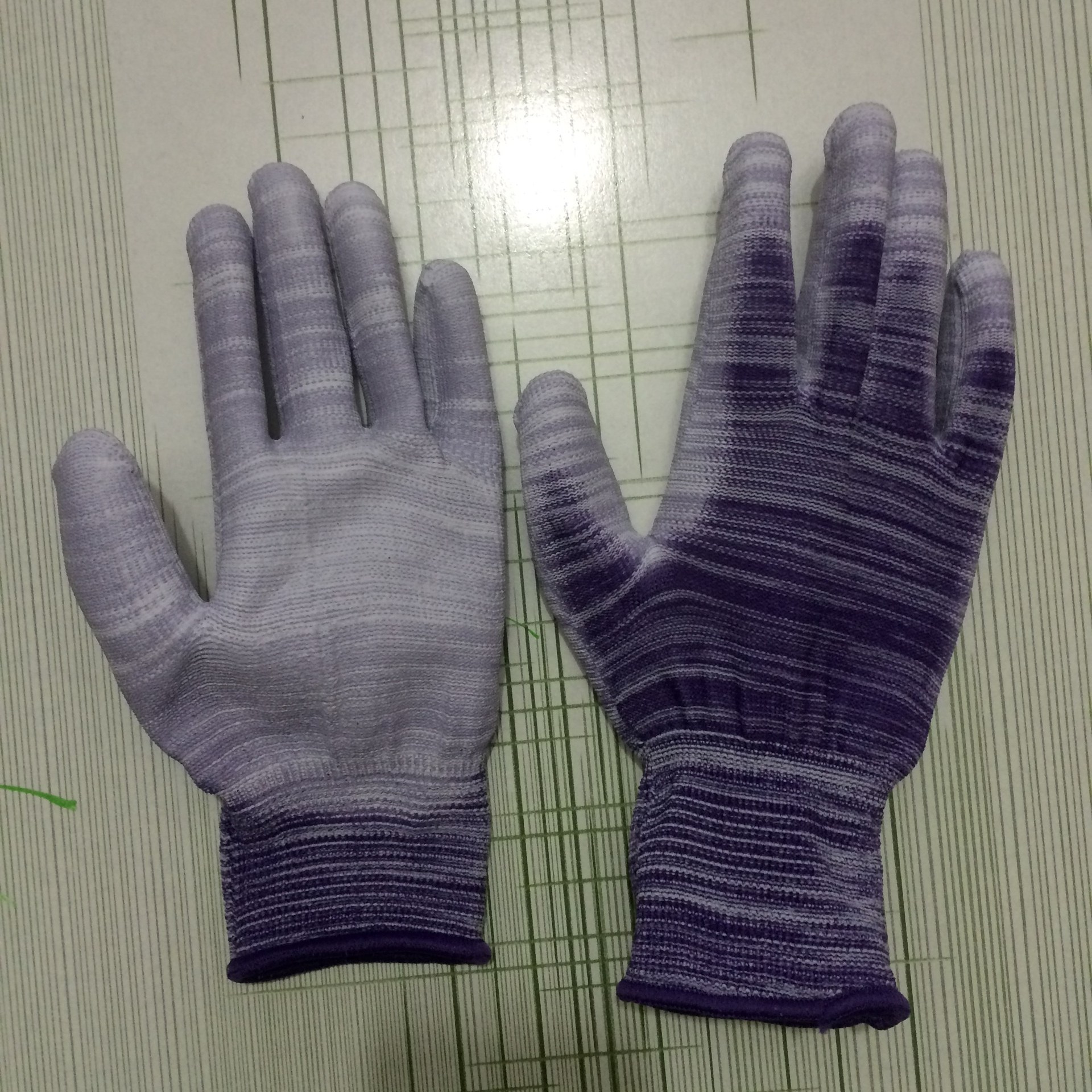 春盛花色pu 防静电pu挂胶手套