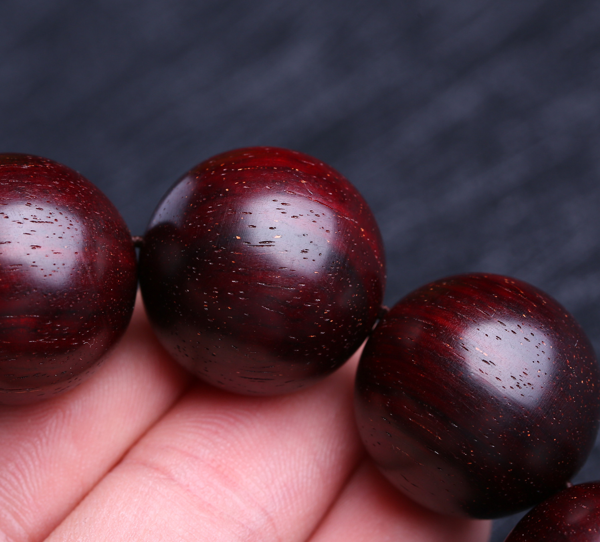 印度小叶紫檀手串文玩佛珠手链小叶鸡血红满金星高油高密批发