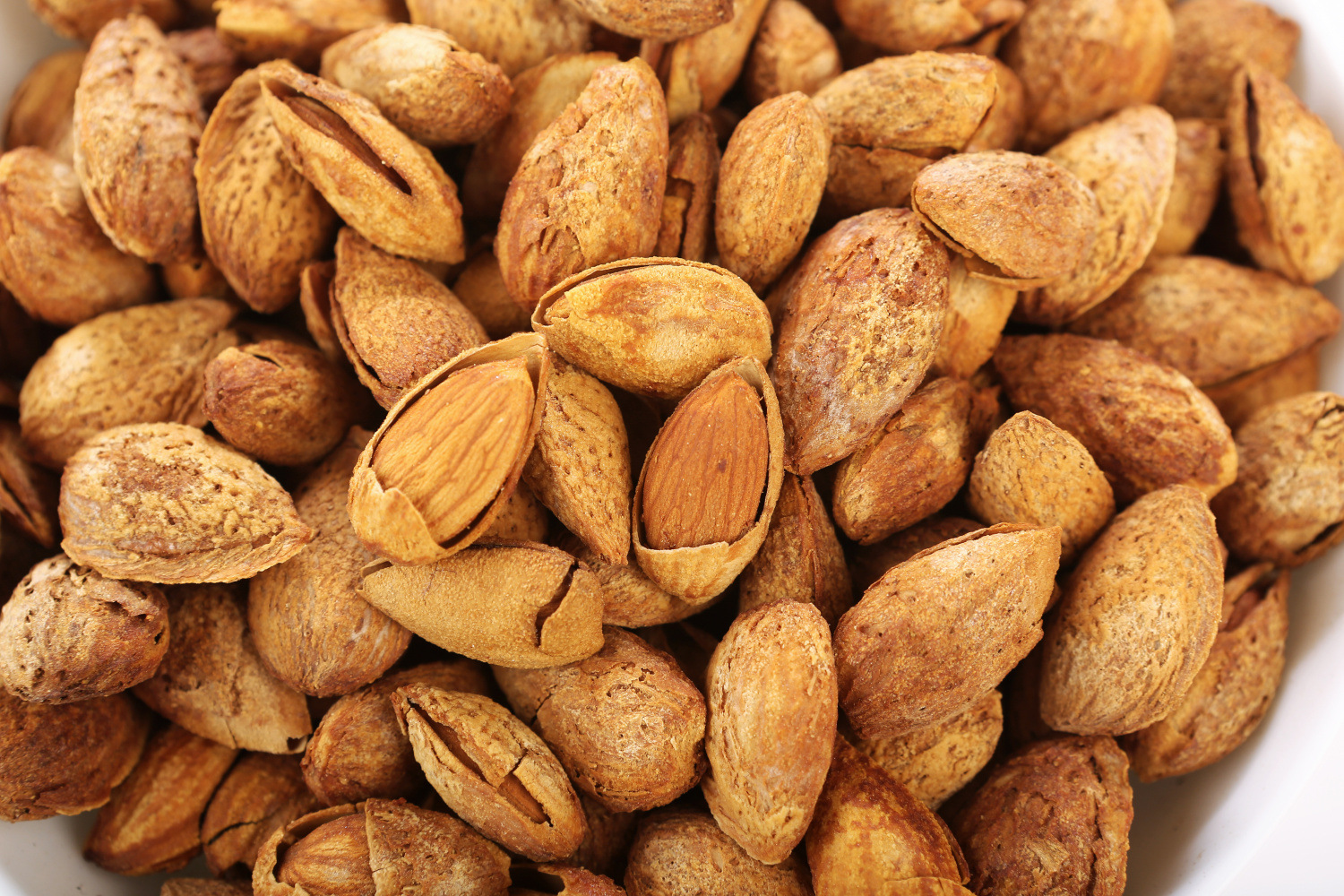 供应超薄壳奶油味开口杏仁巴旦木