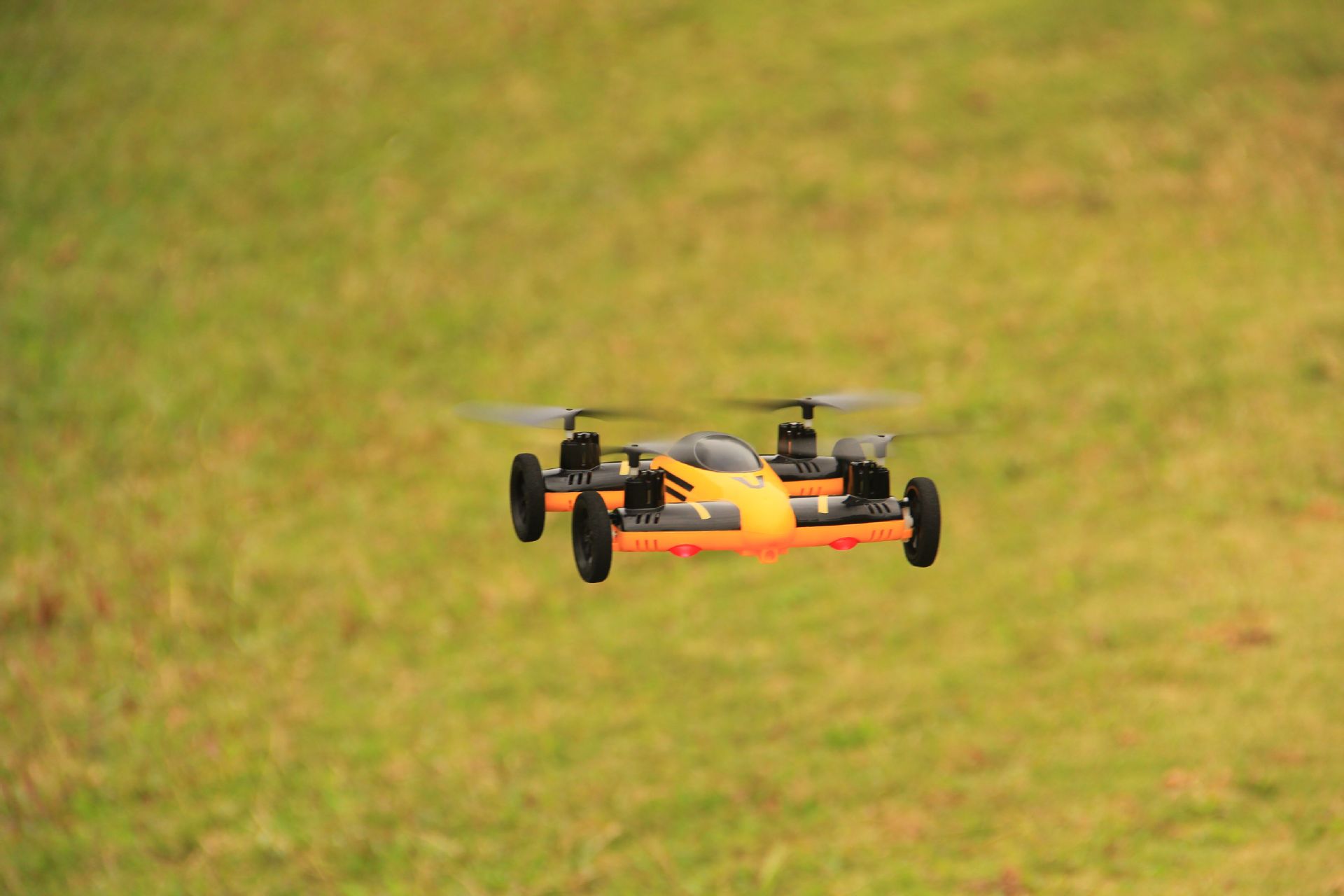 奥森玛cg038遥控四轴飞车 四通道陆空两用遥控飞机无人机 航空