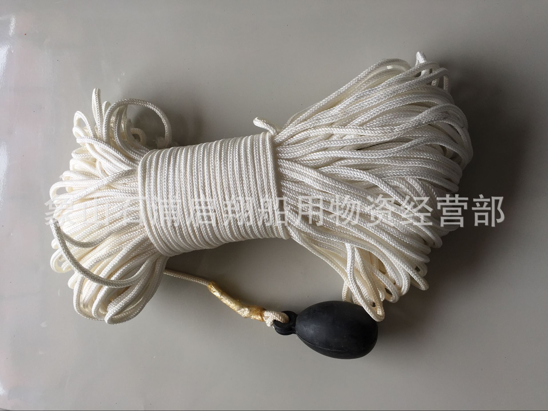 首页 机械设备 船舶及航道专用设备 缆绳 >厂家直销船用撇缆绳, 安全