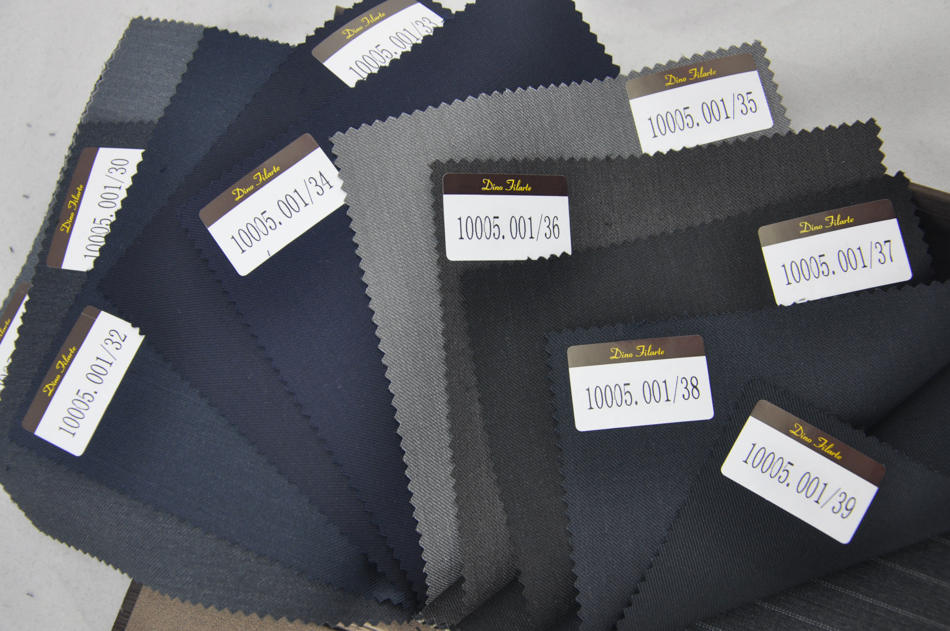 新款filarte菲拉特意大利进口西服西装春秋素色斜纹面料