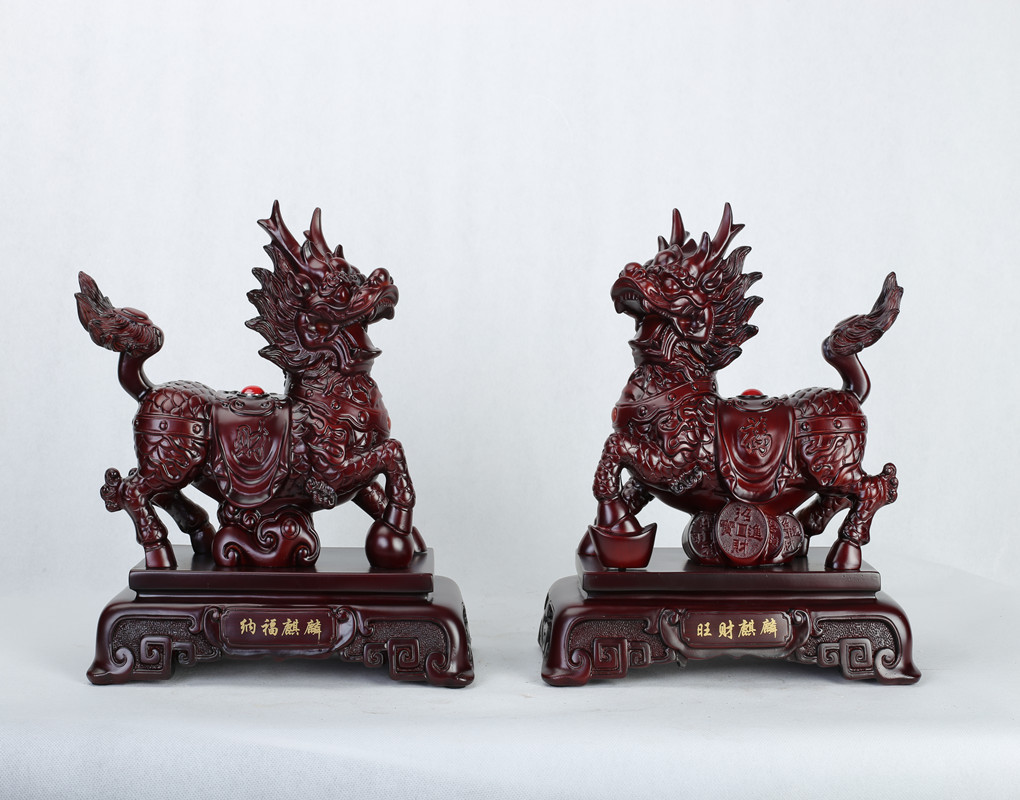 招财麒麟摆件一对仿木工艺品 客厅办公室风水摆设乔商务礼品
