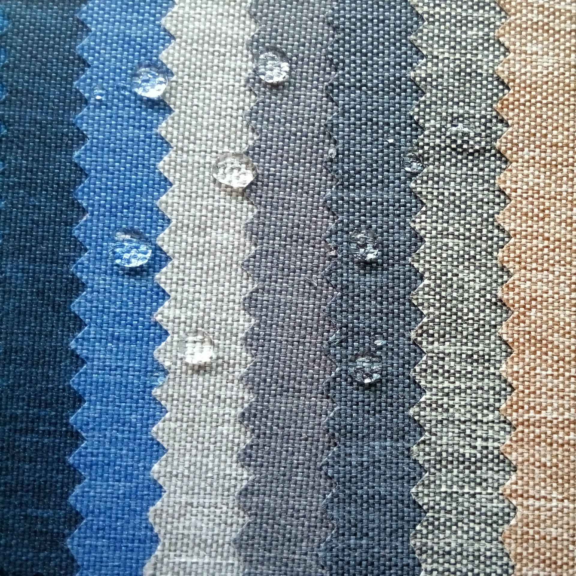 厂家直销900d磨砂阳离子pu防水牛津布