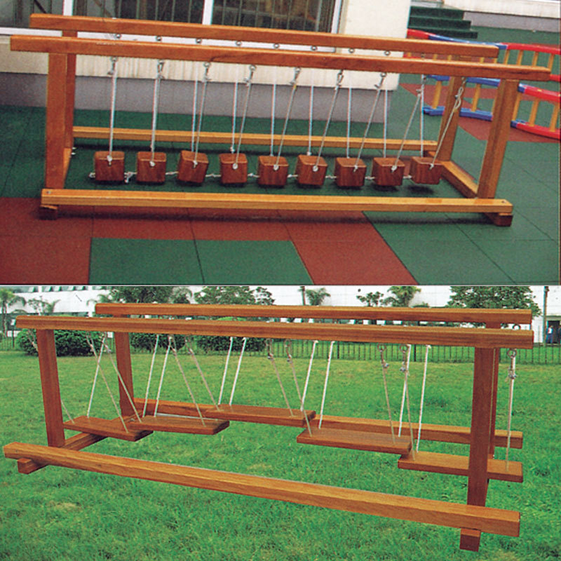进口木制树桩荡桥木制秋千幼儿园游乐设备儿童玩具木制荡桥秋千
