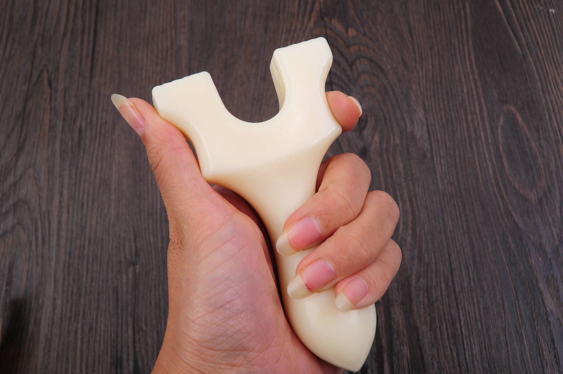 宝福厂家直销供应塑料扁皮竞技弹弓 一件起批地摊货