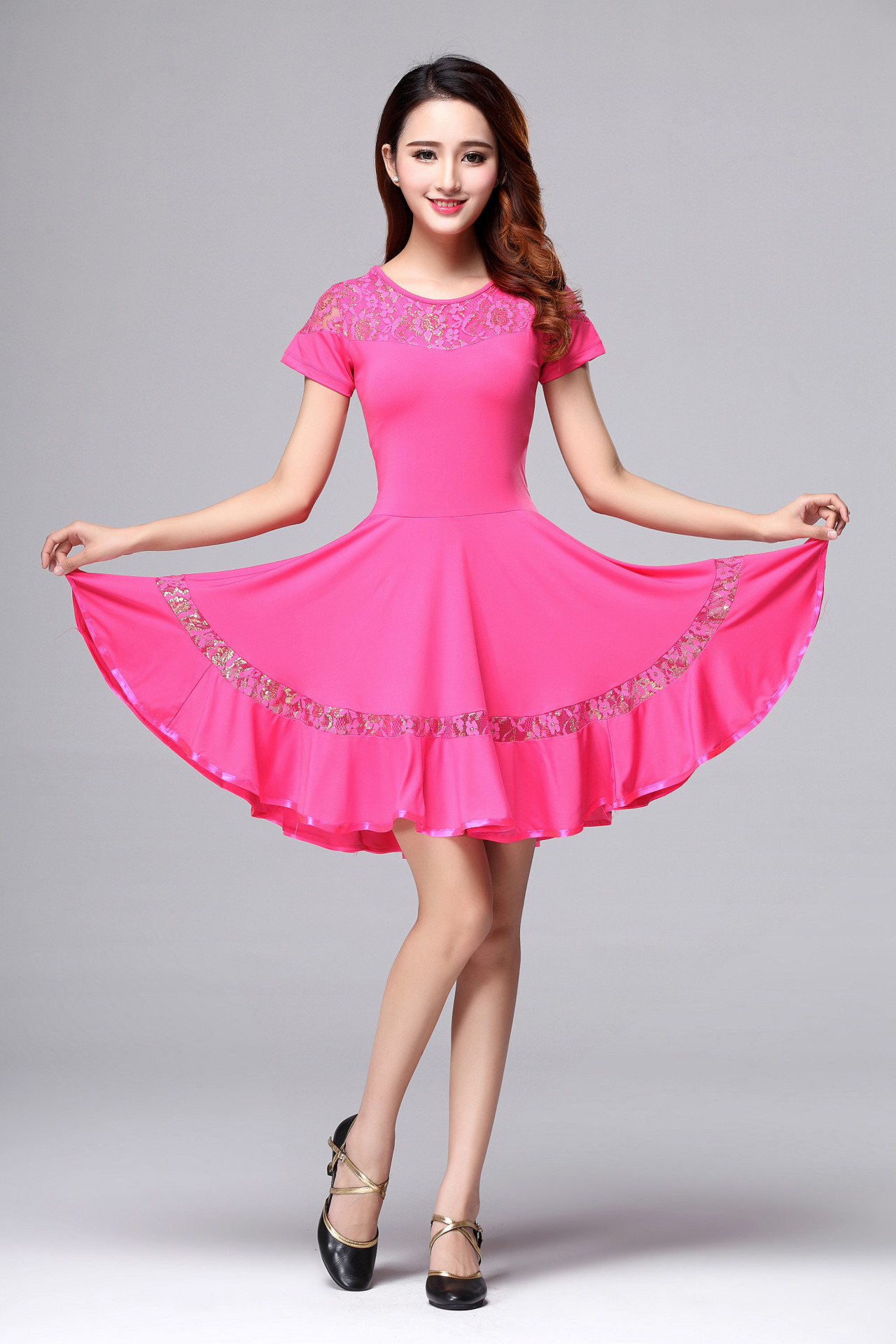 2021春夏中老年广场舞连衣裙短袖长袖舞蹈服演出服装套装一件代发