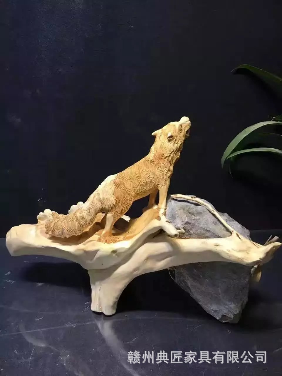 收藏艺术木雕工艺品 崖柏根雕摆件狼 虎 豹子 动物根雕制作视频