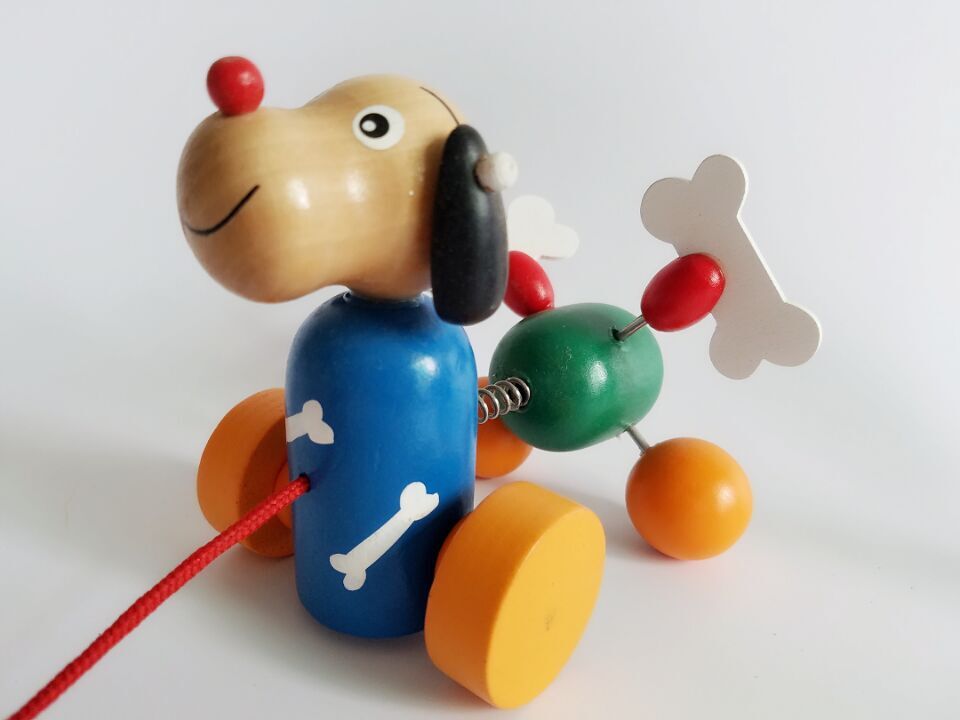 产家热销 儿童玩具卡通狗 拉车风车 木制动物拉车 木质工艺品