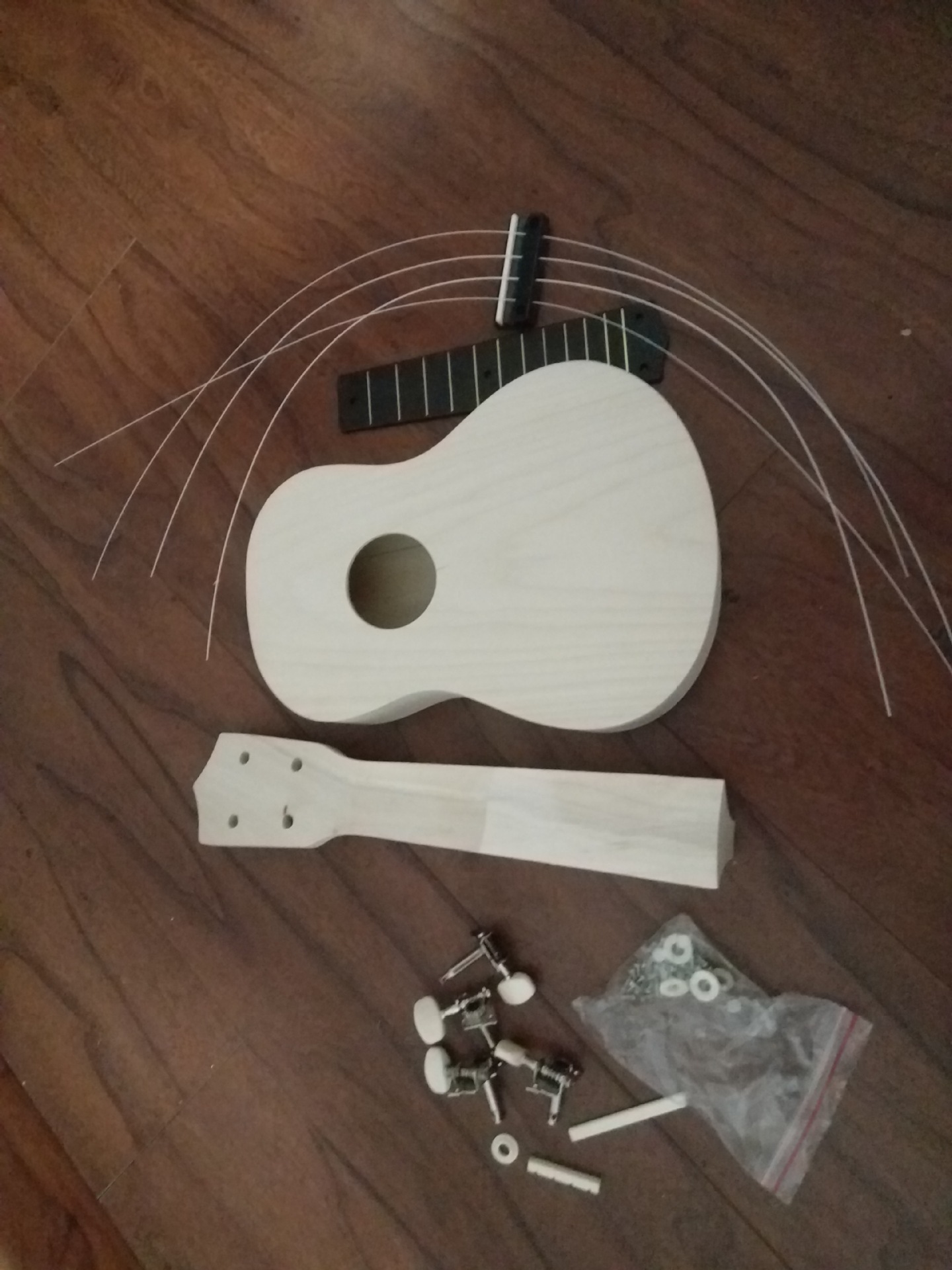 21寸尤克里里diy手工组装全套配件尤克里里半成品