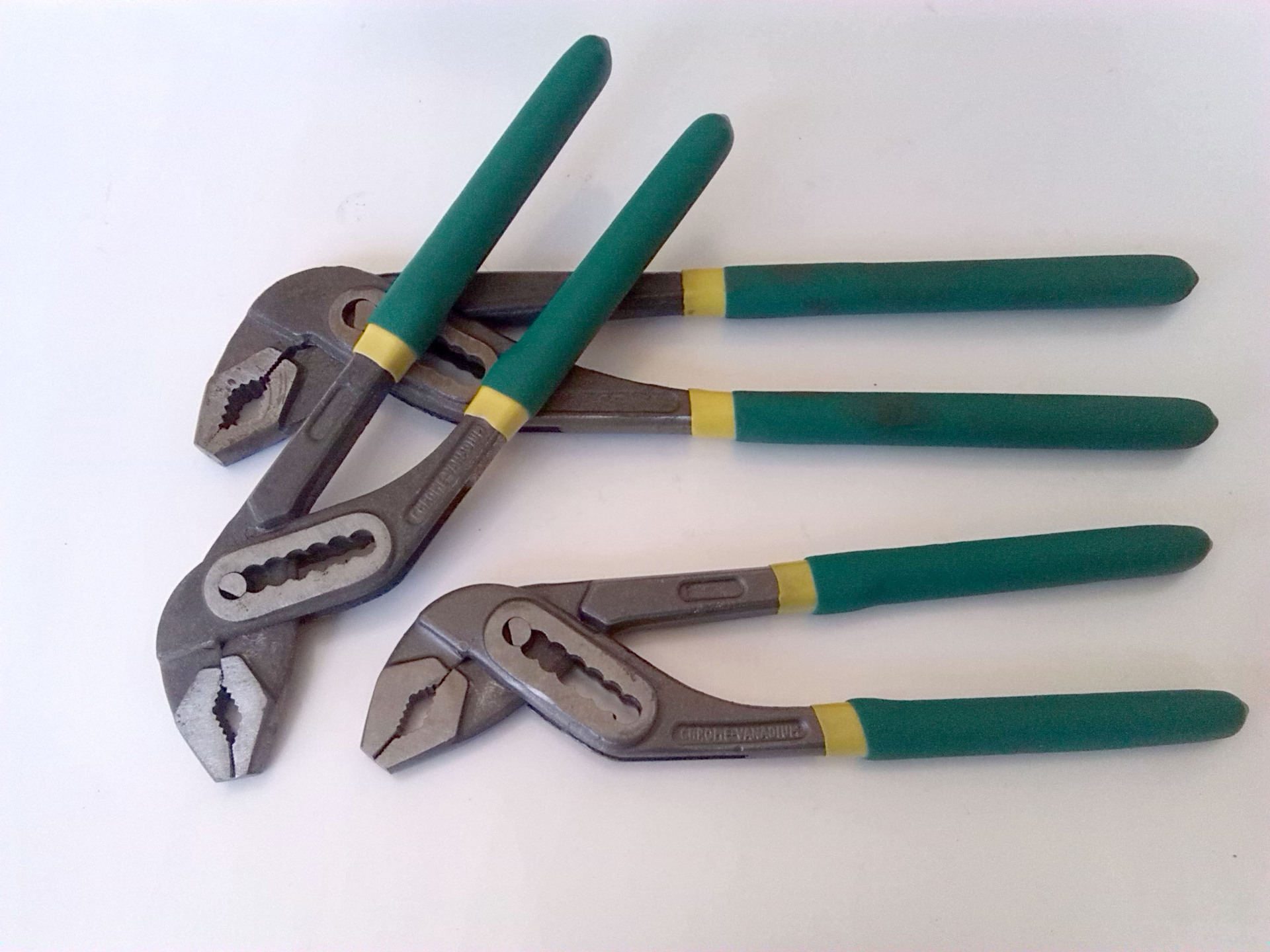 双色沾塑柄鹰嘴弯头水管钳管道扳手工具10寸水泵钳  收藏宝贝 价格 起