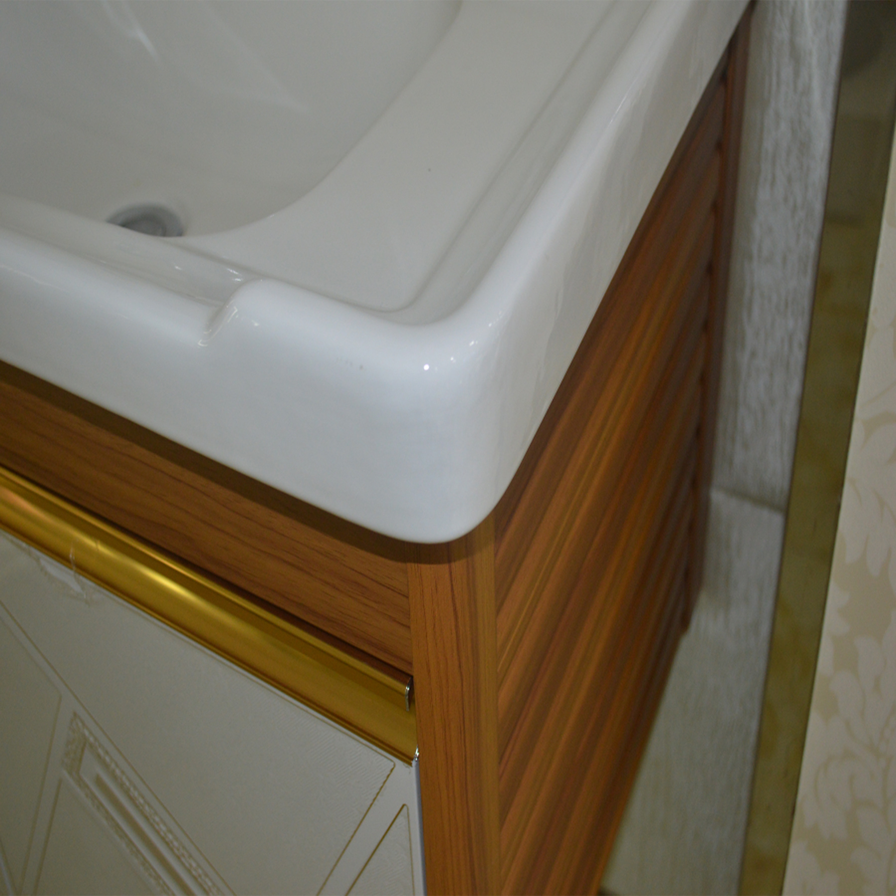 卡乐斯高卫浴 太空铝浴室柜 挂墙精致时尚家装 材质优等 厂家直销