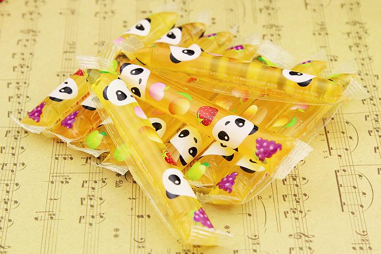 台湾食品雅米熊猫 水果味果冻条迷你果冻棒260g 儿童食品混批发