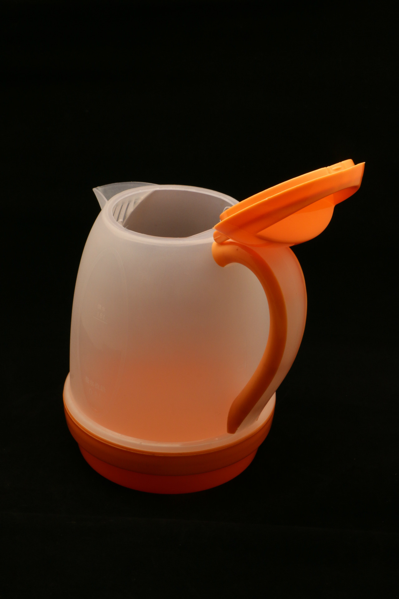 透明无异味防漏水耐高温冷水壶 塑料便携水壶果汁壶饮料壶 家居