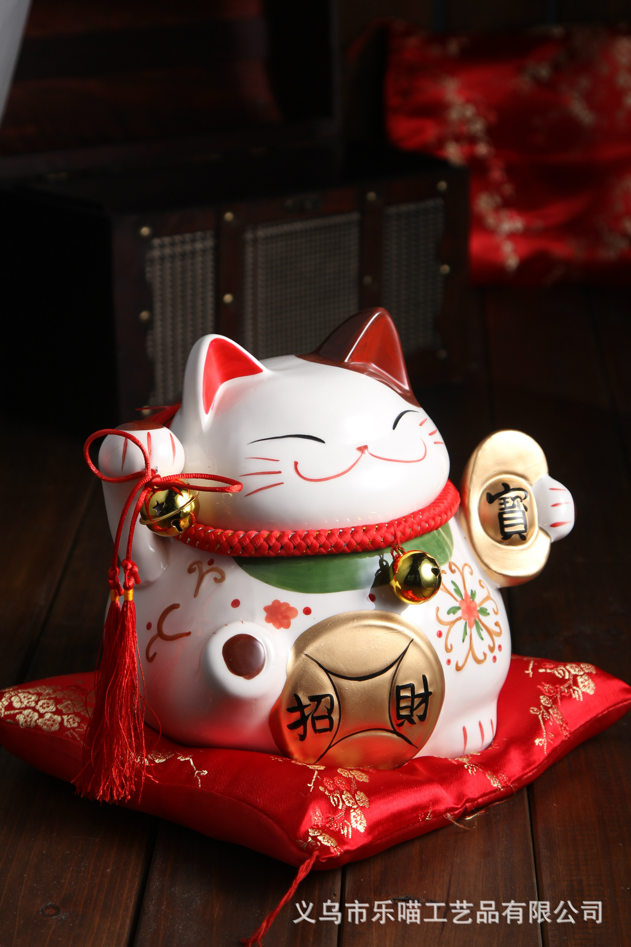 乐喵 厂家直销9寸元宝招财猫储钱罐家居开业婚庆摆件礼品sw.