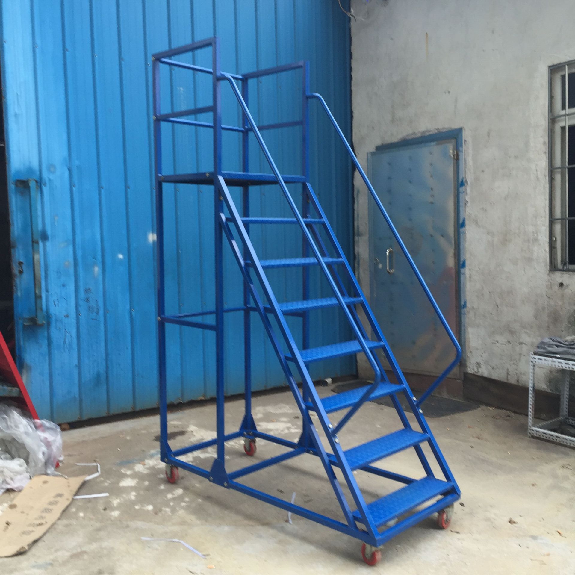 仓库货梯移动登高梯仓库取货登高平台梯子带轮子可定制