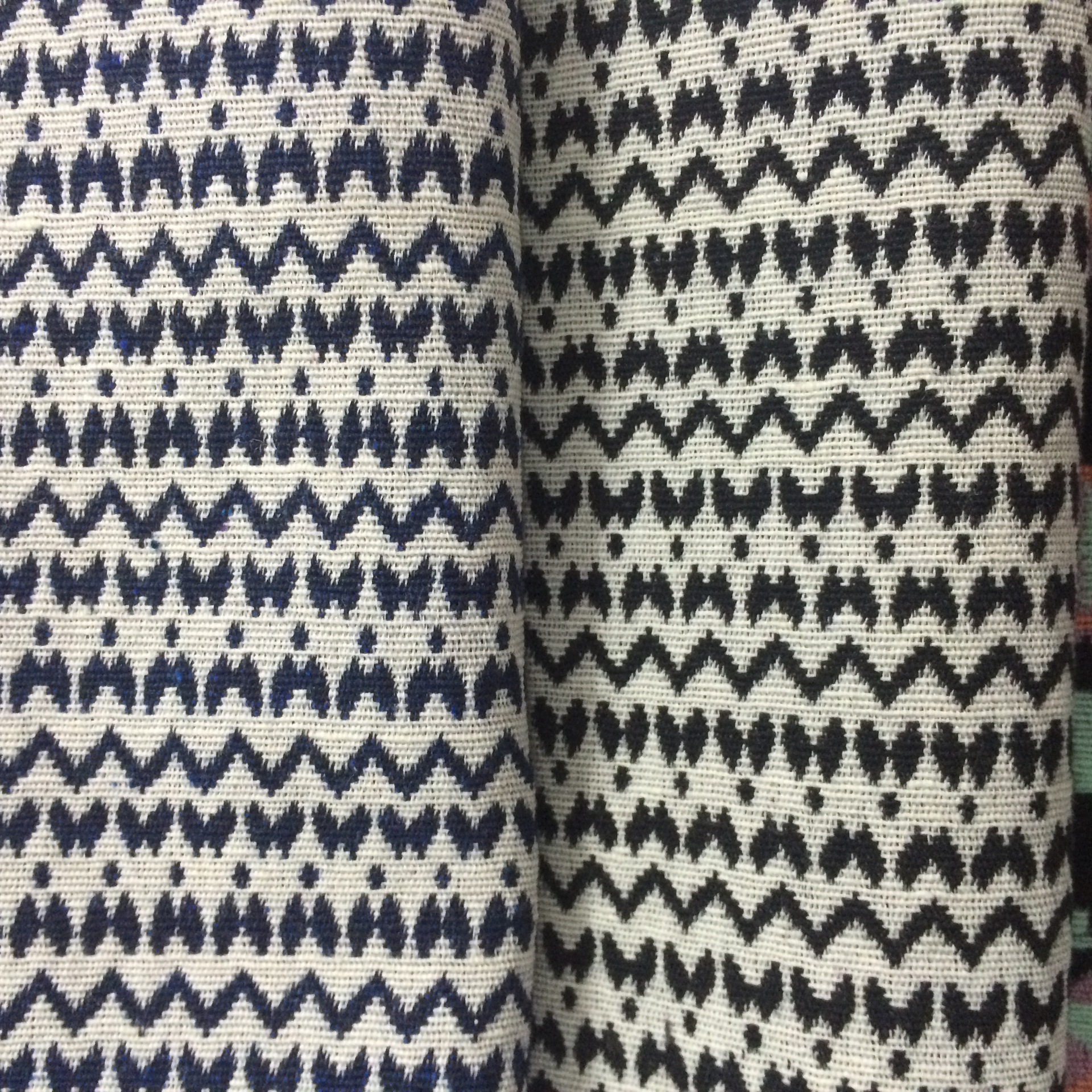 厂家直销 小波浪提花布 装饰沙发布 箱包 手袋面料