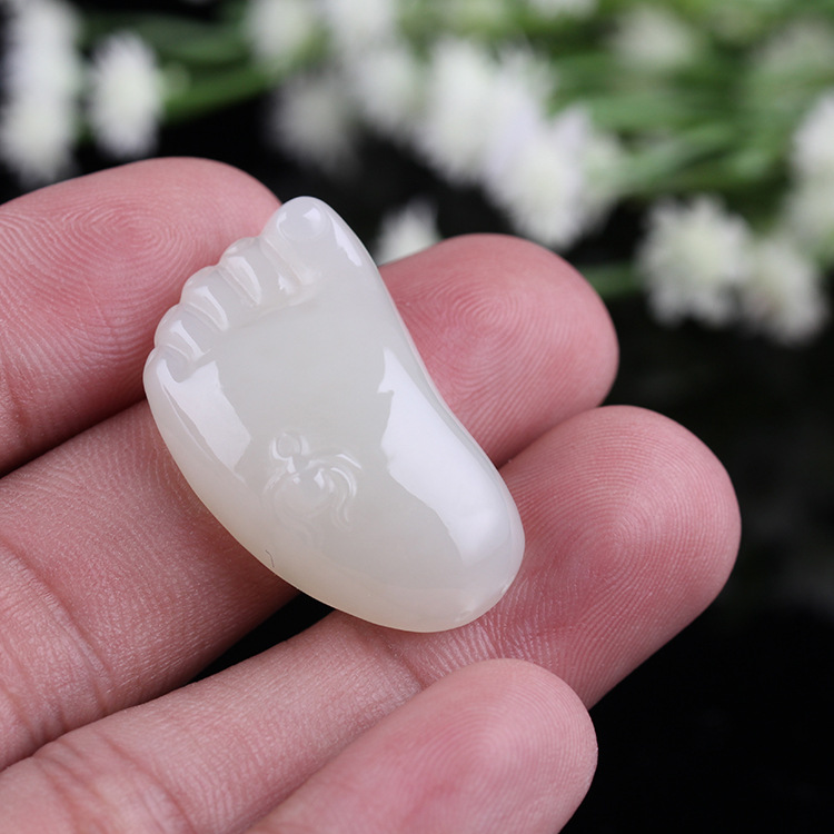 玉石和田玉小脚丫玉坠知足常乐玉石佛脚男女宝宝款吊坠厂家直销