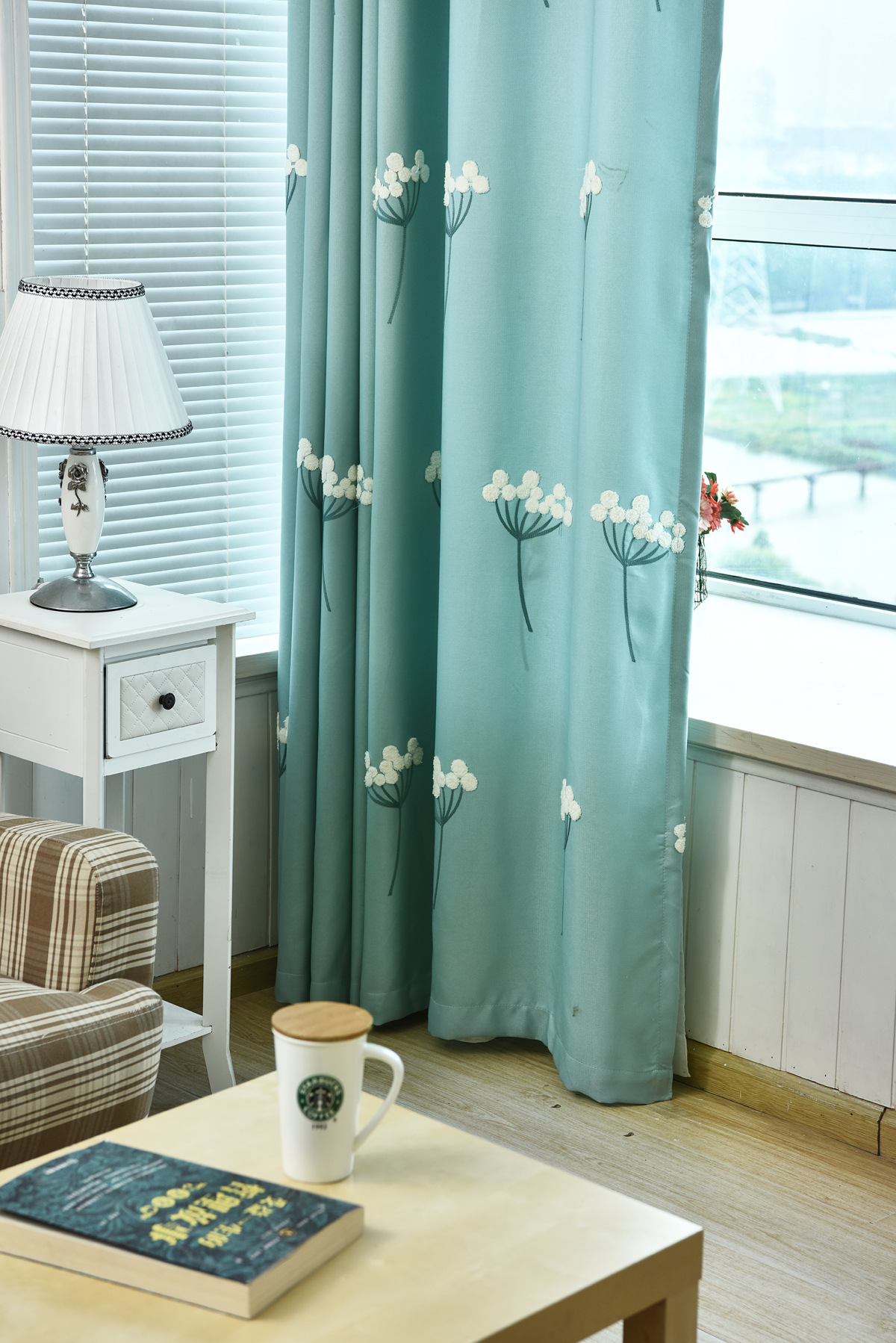 厂家直销批发韩式田园小清新棉麻毛巾绣花蒲公英窗帘布客厅可订做