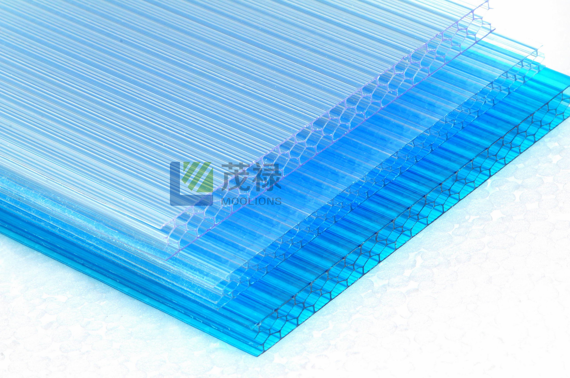 聚碳酸酯pc阳光板 抗紫外线uv涂层十年质保 透明实惠中空板