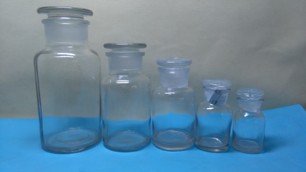 250ml广口瓶 药用玻璃棕色试剂瓶 透明磨口细口标本瓶实验器材