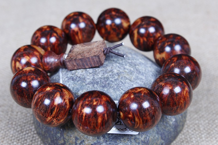 藤香木老挝黄花梨手串 爆炸纹降真香佛珠 媲美海南黄花梨一物一拍