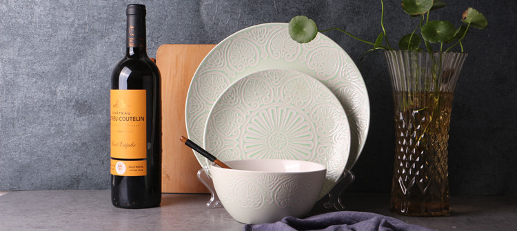 创意个性日式手绘刻花陶瓷餐具套装现代简约家用餐具盘子碗批发