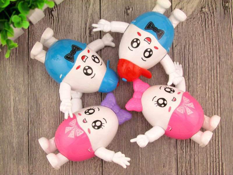 热卖装糖玩具 卡通男女生公仔儿童装糖蛋壳玩具 配底托