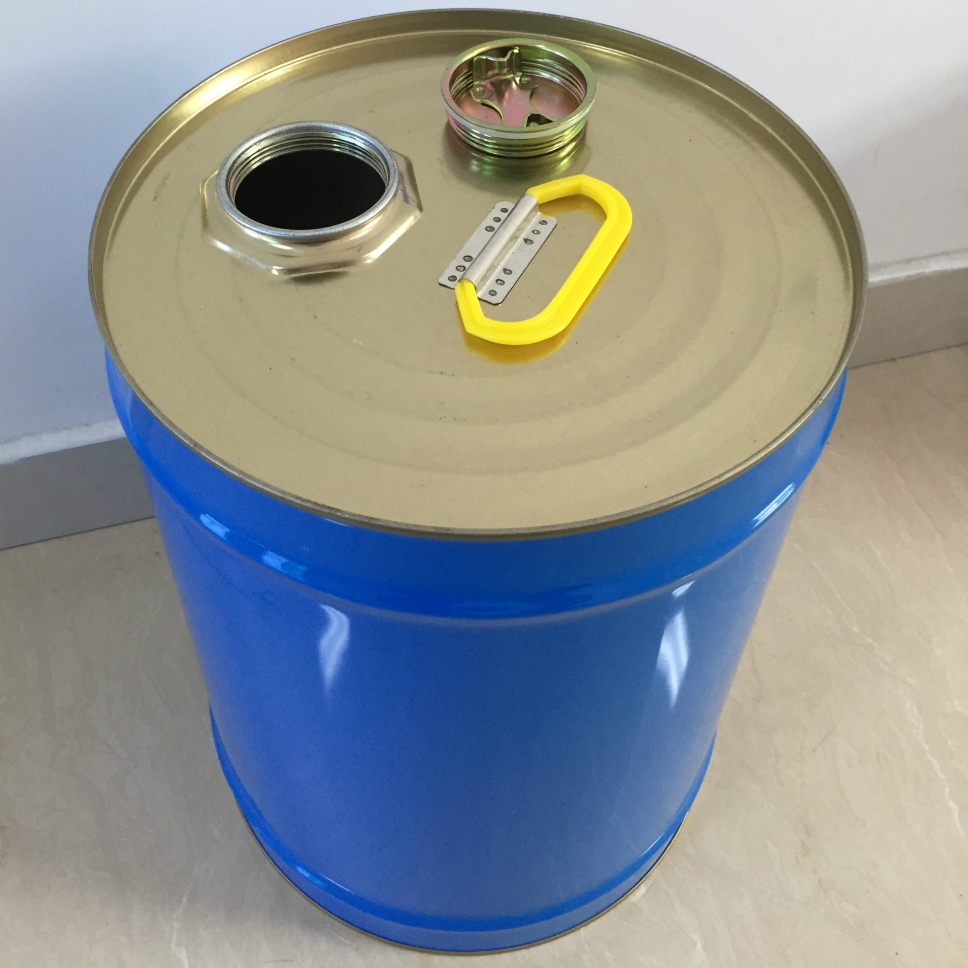 源头厂家销20升25kg铁桶 化工铁桶 涂料铁桶