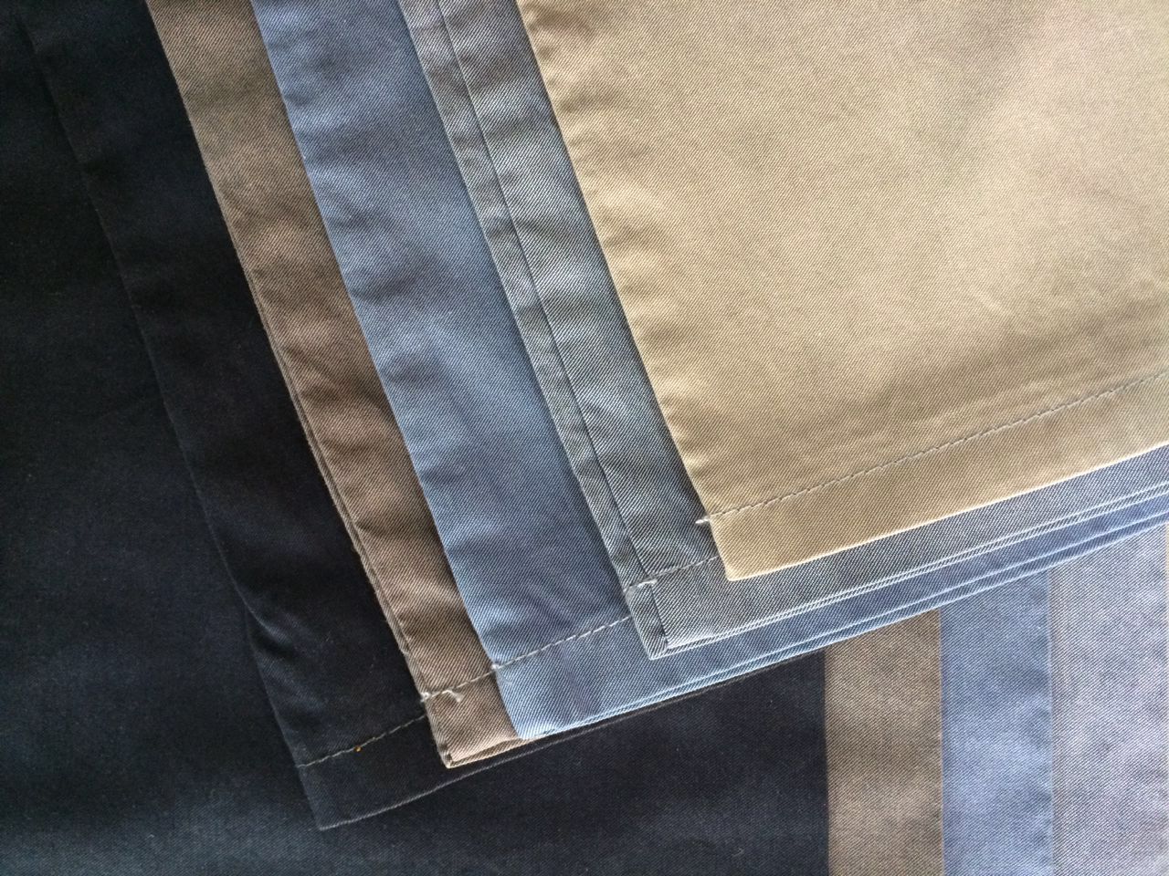 梭织全棉布面料 纯棉平纹布春夏服装裤装面料 时尚轻薄透气