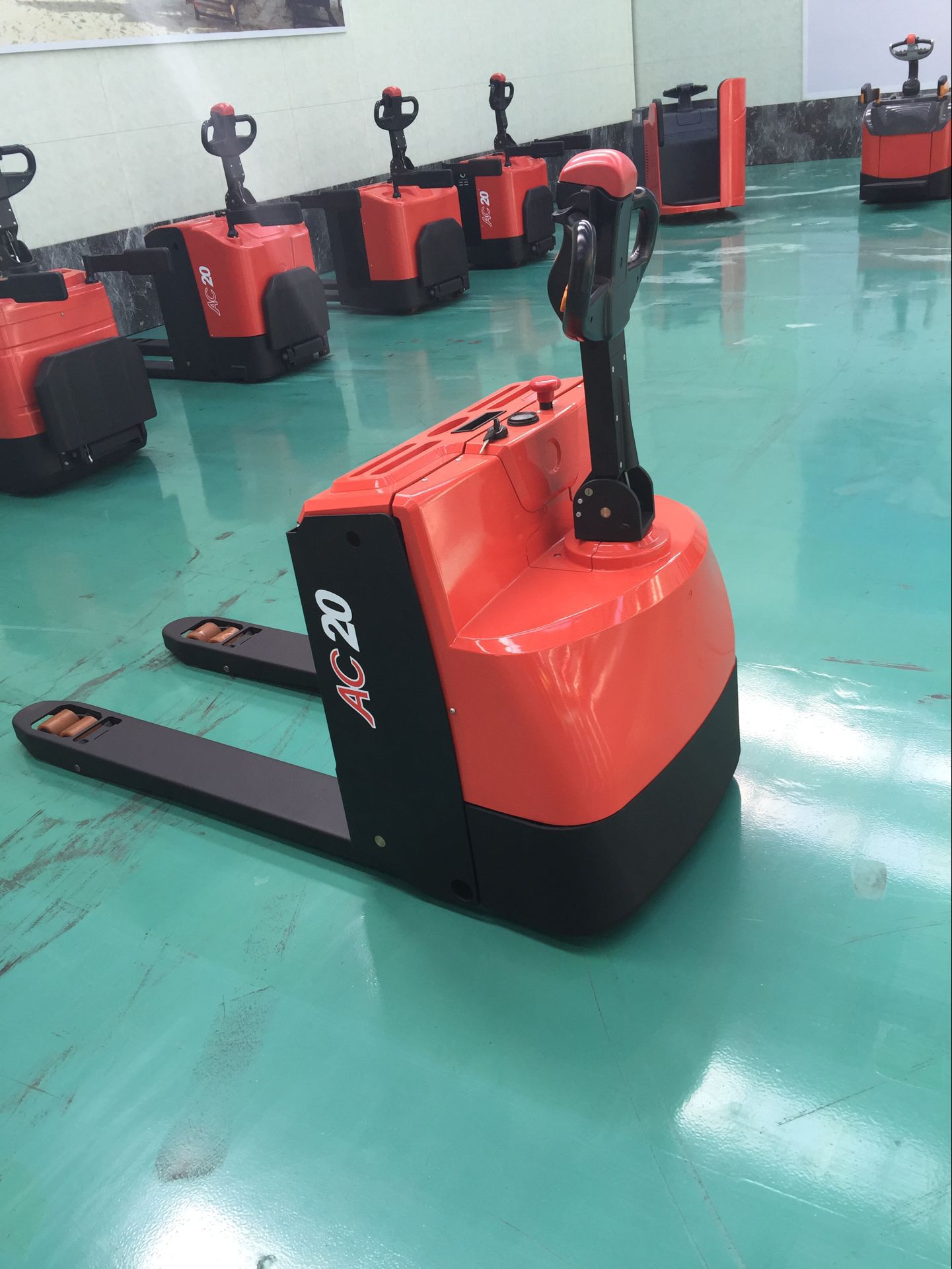 18吨2吨电动托盘搬运车电动叉车合力力达厂家直销180