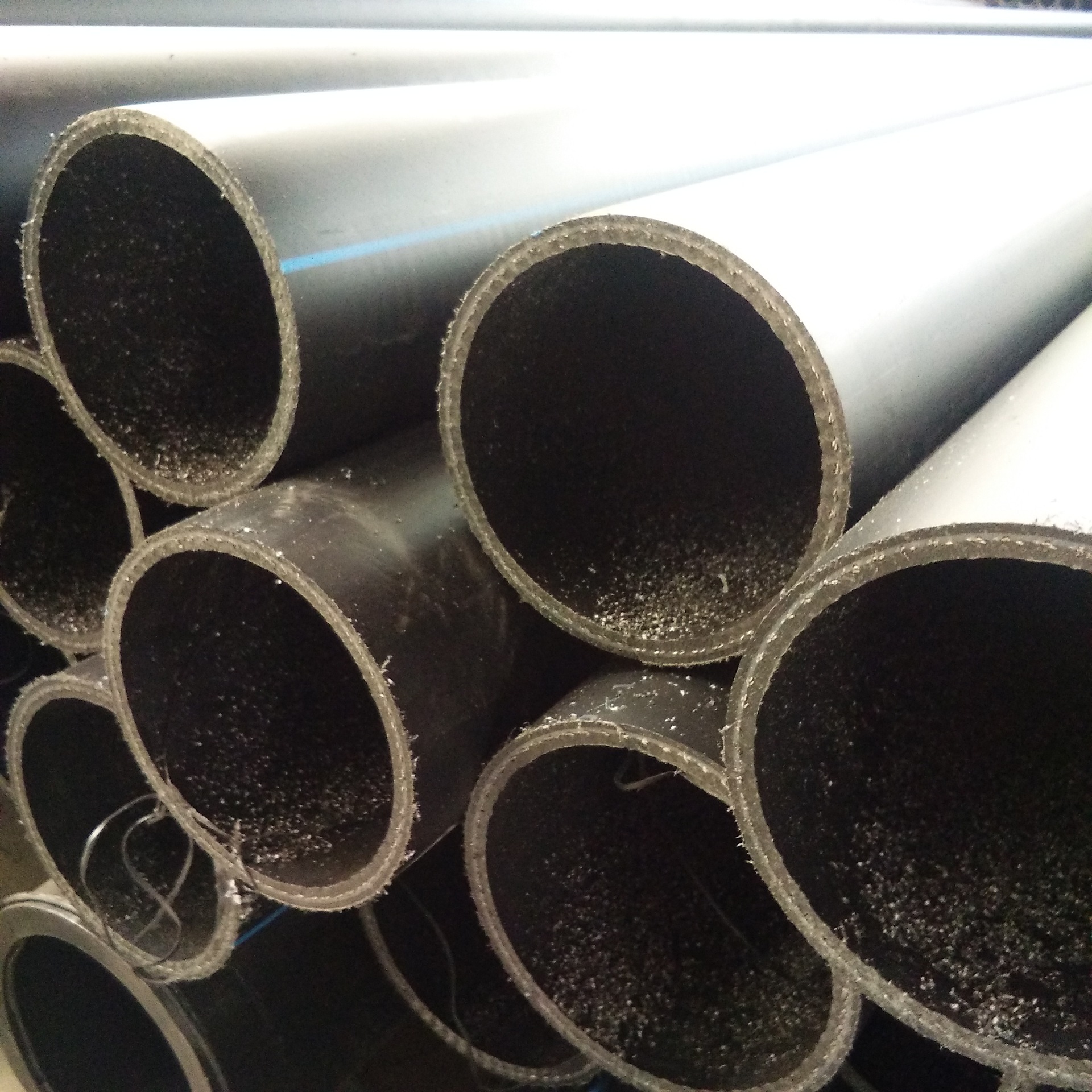 厂家直销pe钢丝网骨架管 钢丝网骨架塑料给水复合管dn160 1.6mpa