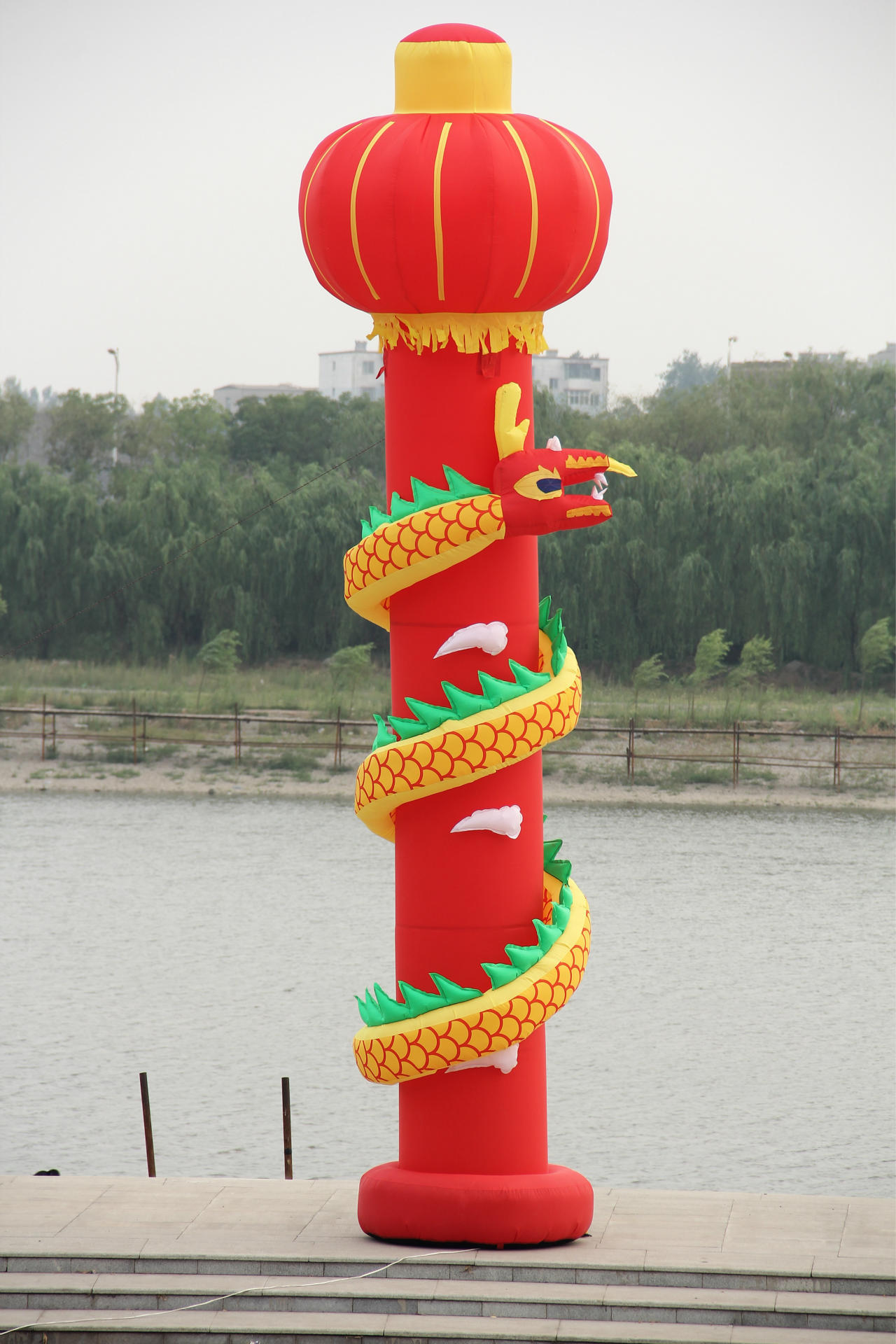 盘龙柱拱门灯笼柱气模彩虹门充气立柱拱门红色婚庆开业庆典道具