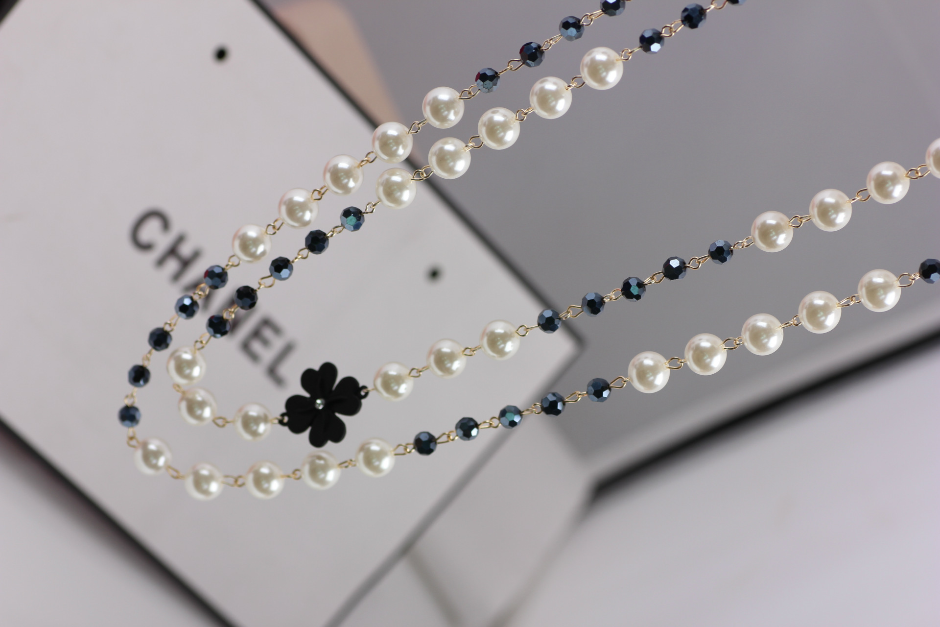 韩版 时尚高贵 水晶珍珠 长款四叶草项链 简单 优雅 风格