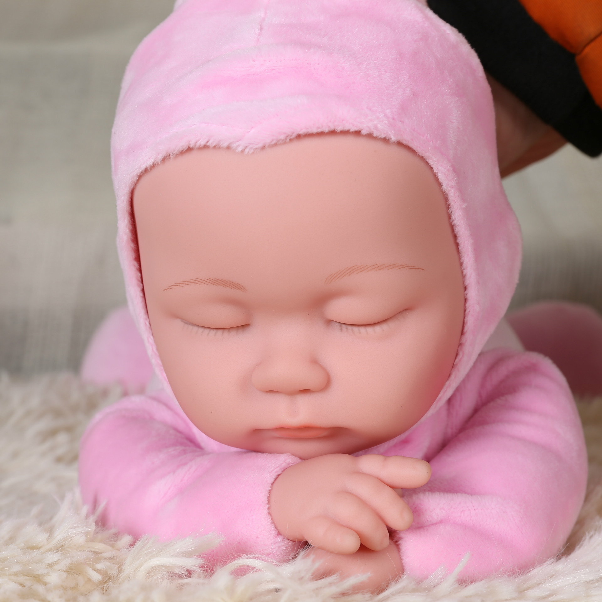 搪胶陪睡 font color=red>仿真 /font>婴儿闭眼娃娃 催眠宝宝公仔儿童