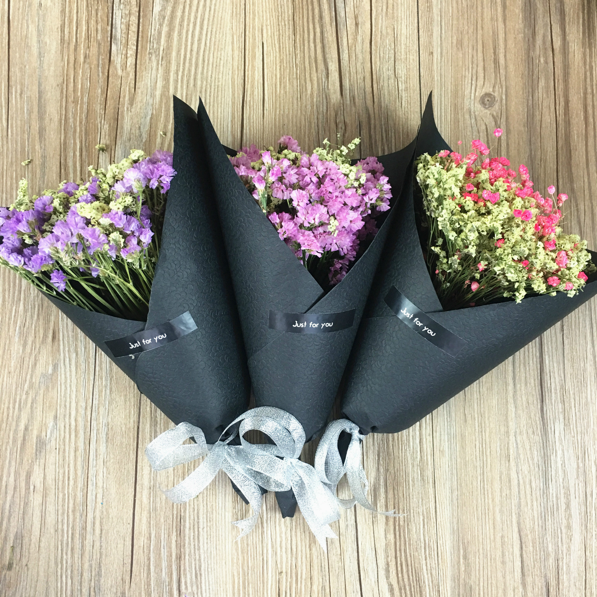 勿忘我满天星水晶花干花单层黑纸包装一件代发情人节生日礼物