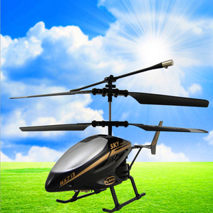 塑料直升机模型