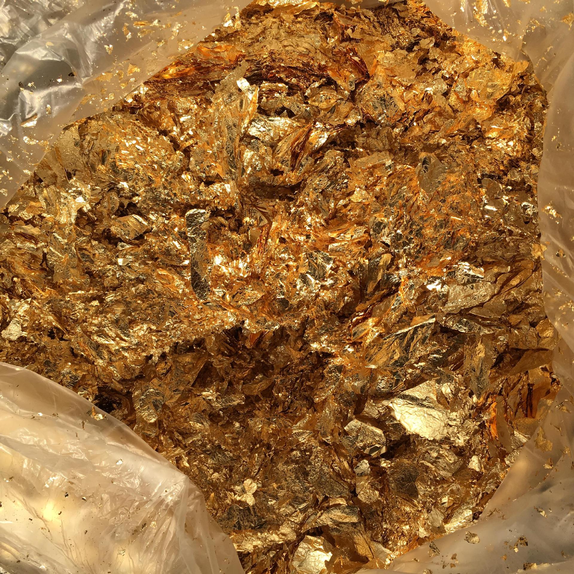 供应碎金箔 碎银箔 碎铝箔 碎铜箔 化妆品箔 滴胶手机壳箔 装修箔